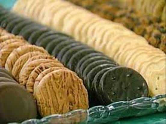 Rows of cookies
